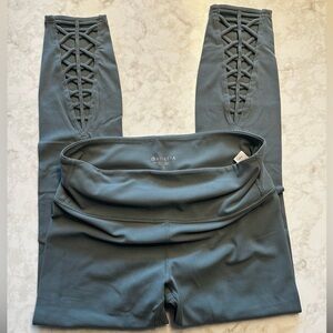 Athleta green leggings